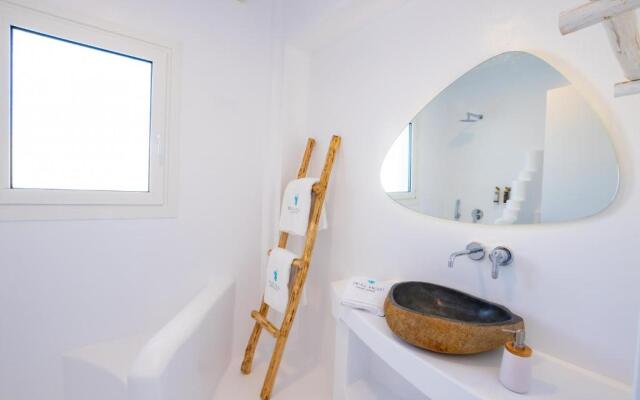 Thalasidi Luxury Suites