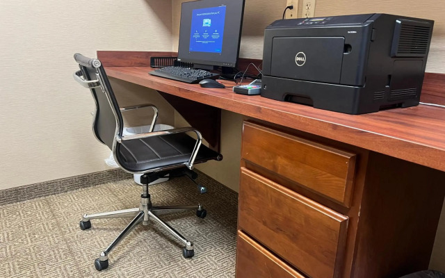 Comfort Suites Twinsburg