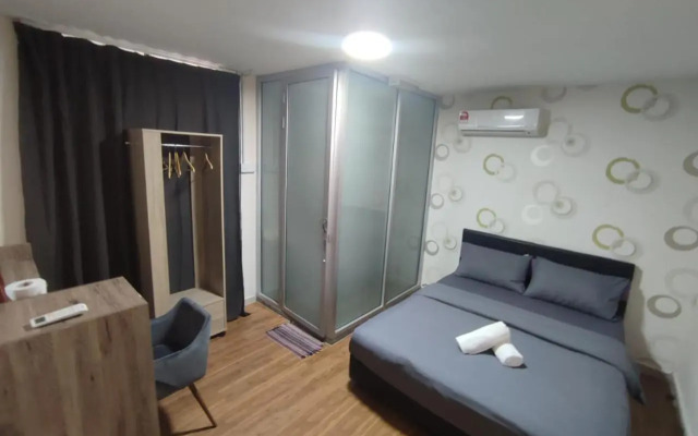 Step In Lodge - Hostel