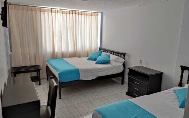 Val Hotel Santamaria Quito