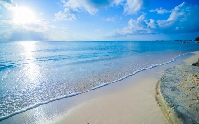 Seven Mile Beach Resort & Club
