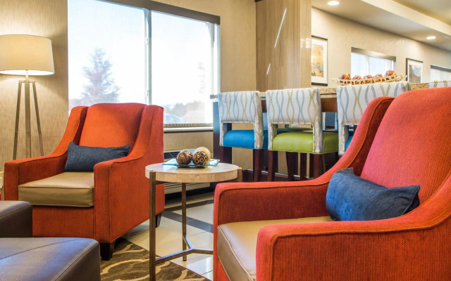 Comfort Suites Columbus West - Hilliard
