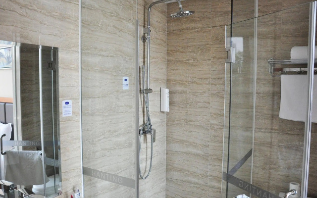 Hanting Express Hotel Shenzhen Leyuan Road