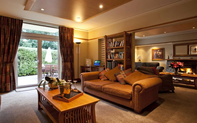 The Central Hotel Queenstown, A Naumi Chapter