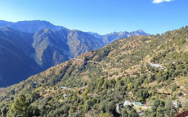 Cozy Kanatal Hotel And Resort