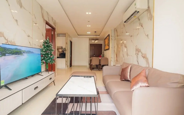 Tan Son Nhat Airport Sky Center