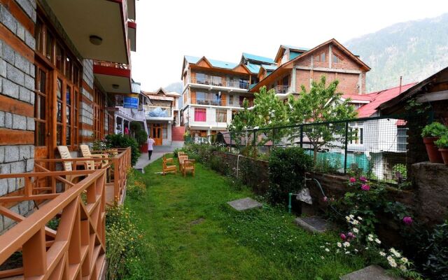 OYO 13947 Tourist Nest