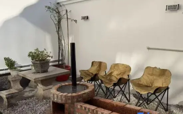 Qiuyan Homestay (Dali Erhai Lake Most Beautiful One Kilometer)