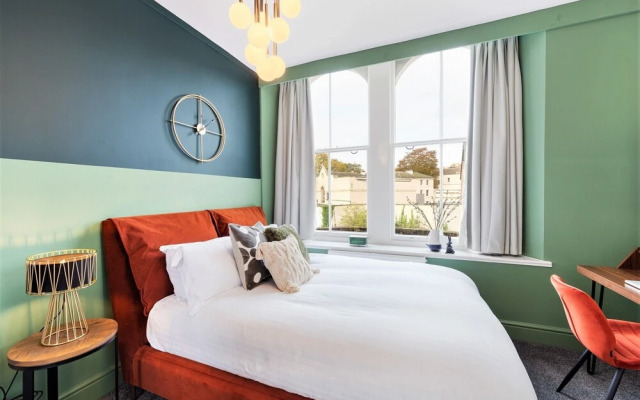 Your Apartment Clifton House