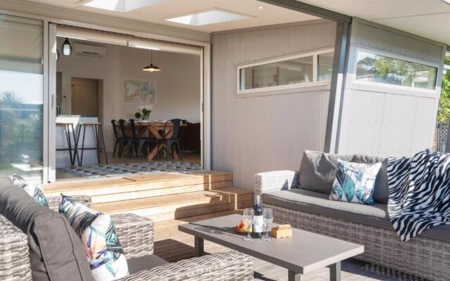 Stunner on Stanley - Wharewaka Holiday Home