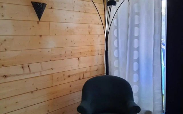 Nice 86m with Terrace Near the Beach!