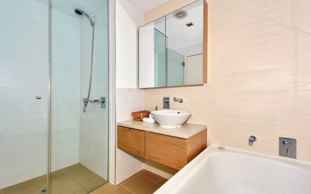 Waterfront Apartment 221