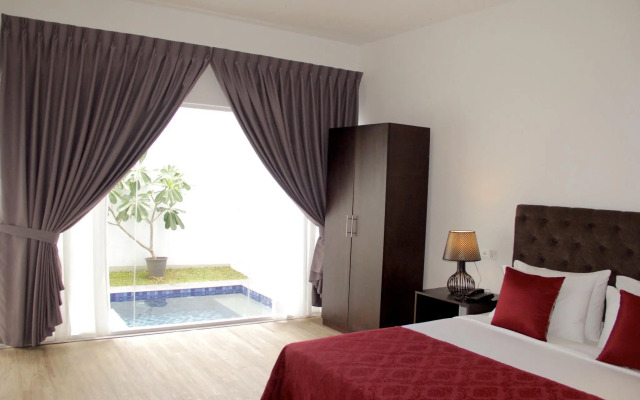Daffodils Beach Negombo
