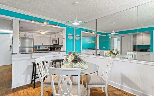 Aqua Vista Retreat 2 Bedroom Condo