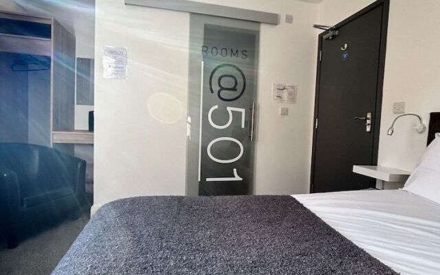 OYO Rooms Kingswood