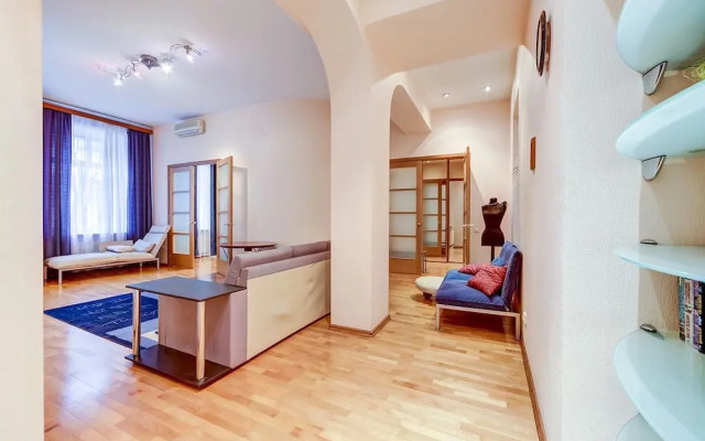 Апартаменты «Spb2day на Литейном 25»