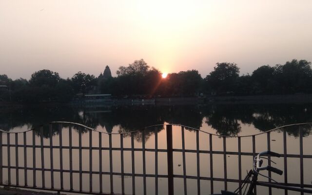 Hotel Khajuraho Temple View
