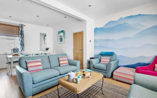 The Terrace - Light Bright Characterful Near Beaches