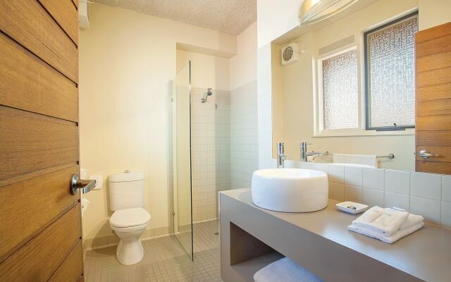 Sovereign Park Motor Inn