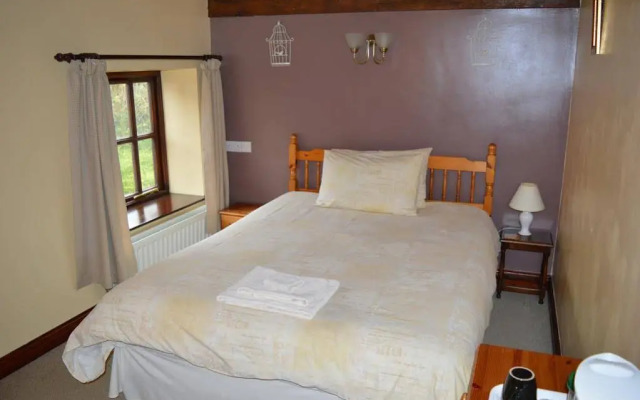 Hopley House Bed & Breakfast