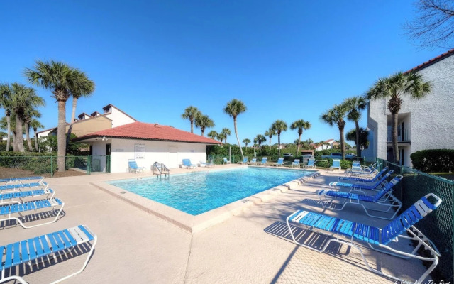 Edgewater Golf Villa 303