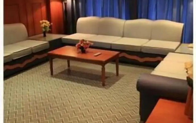 Royal Plaza Hotel Apartments