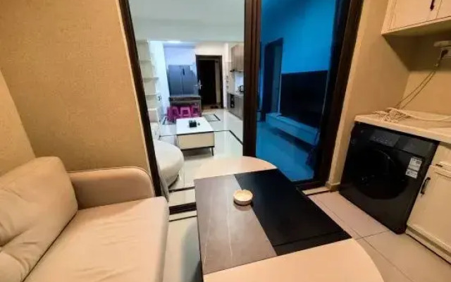 Youyi Hotel (Yangjiang Hailing Island Beiluowan Scenic Area)