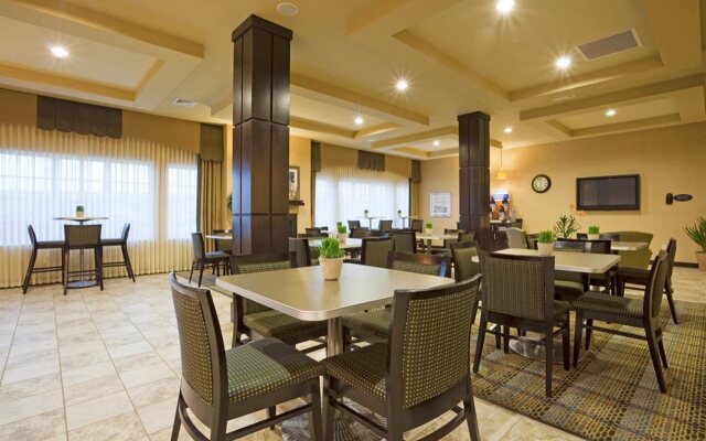 Holiday Inn Express & Suites Eau Claire North, an IHG Hotel