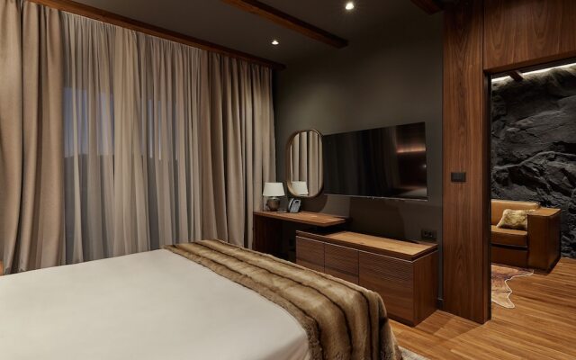 Bor Hotel by Karisma