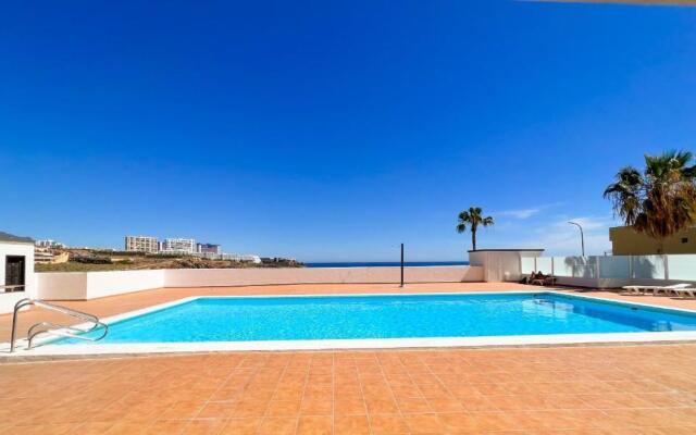 Ocean view apartment in Callao Salvaje CS123
