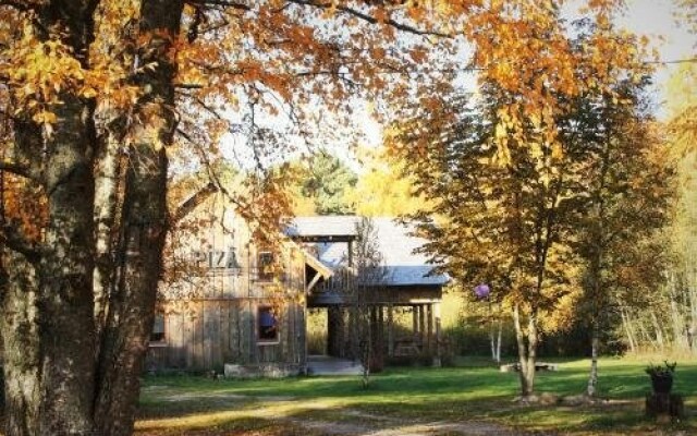 PIZĀ Guest House & Campsite