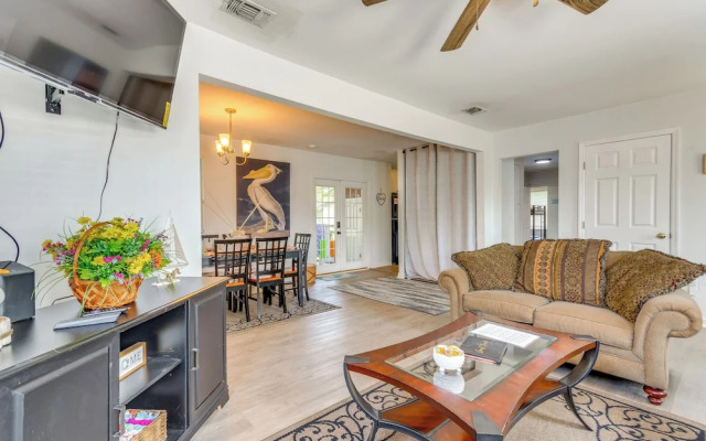 Walk to Beach: Family Getaway in Pensacola