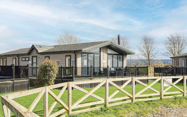 Host Stay Henry Bolckow Lodge