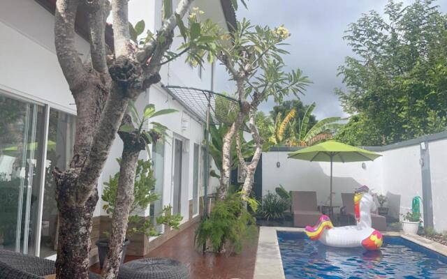 cozy private villa jimbaran 4 bed room 3 bath room
