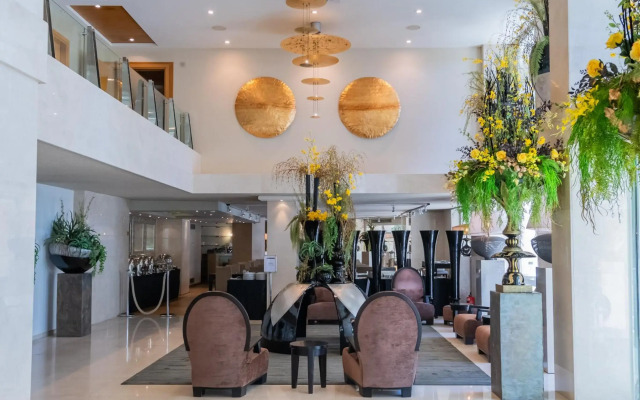 Divani Escape- Adults only