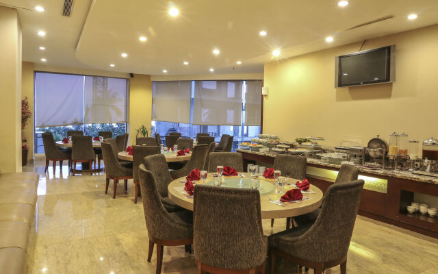 Almadera Hotel Makassar