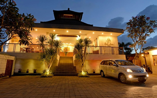 Sandi Agung Villa