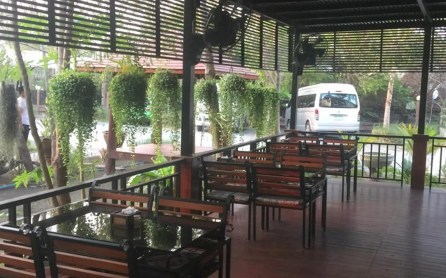 Grand Lopburi