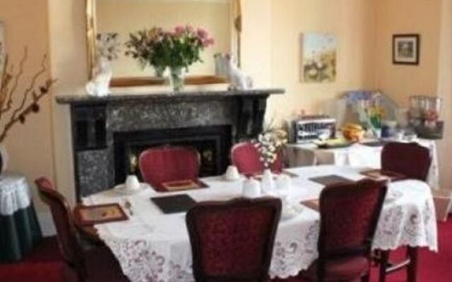 Warwick Lodge Guesthouse