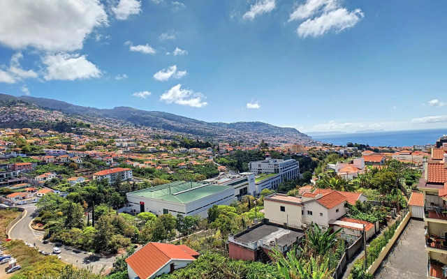 Gardenia Apartment by MHM