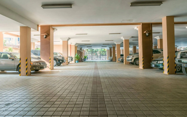Hampton Hotel & Apartment