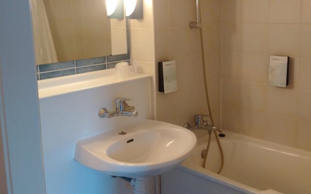 Hotel Campanile Livry Gargan