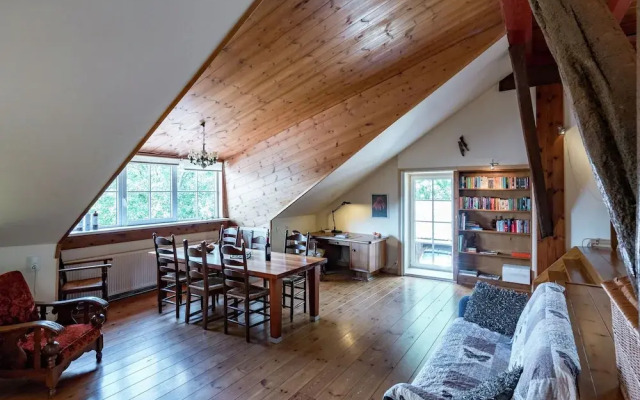 An Apartment With a Splendid View