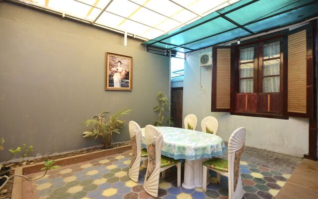 Golden Inn 2 by OYO Rooms