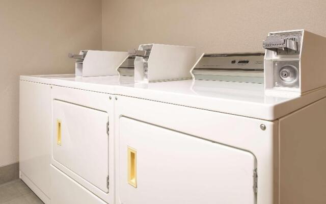 Country Inn & Suites Galena