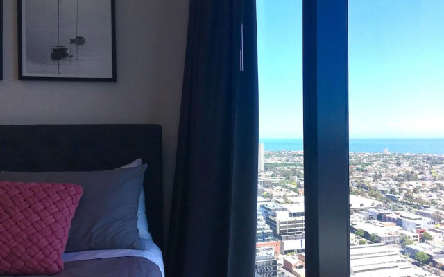 Shadow Play 2Bed Ocean View Apartment