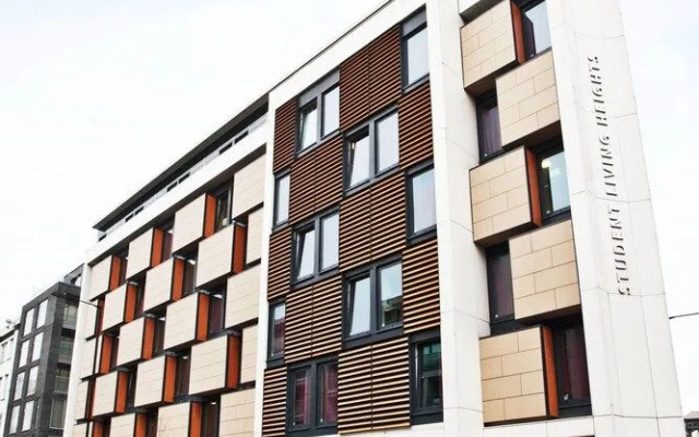 Modern Student-Only Studios by Angel High Street