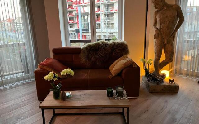 Luxueus nieuw zonnig hoekappartement SEAVIEW Heldenplein - 2x ruime garagebox