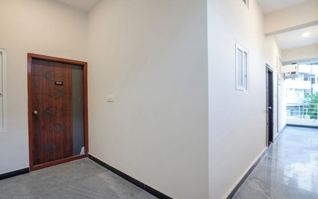 Fabhotel Three Waves