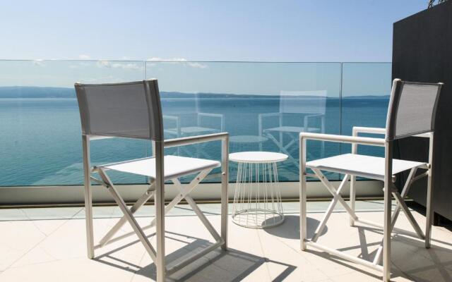 Gallery Luxury Suites & Rooms-Only Adults